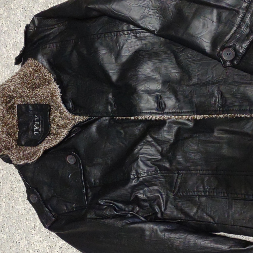TYTY COLLECTION Men's Brown Leather with inside fur. Medium